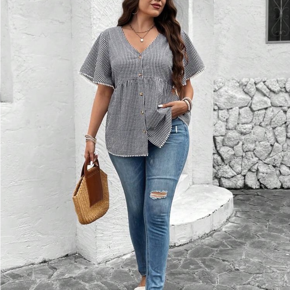 Chic Black and White Gingham Women's Blouse